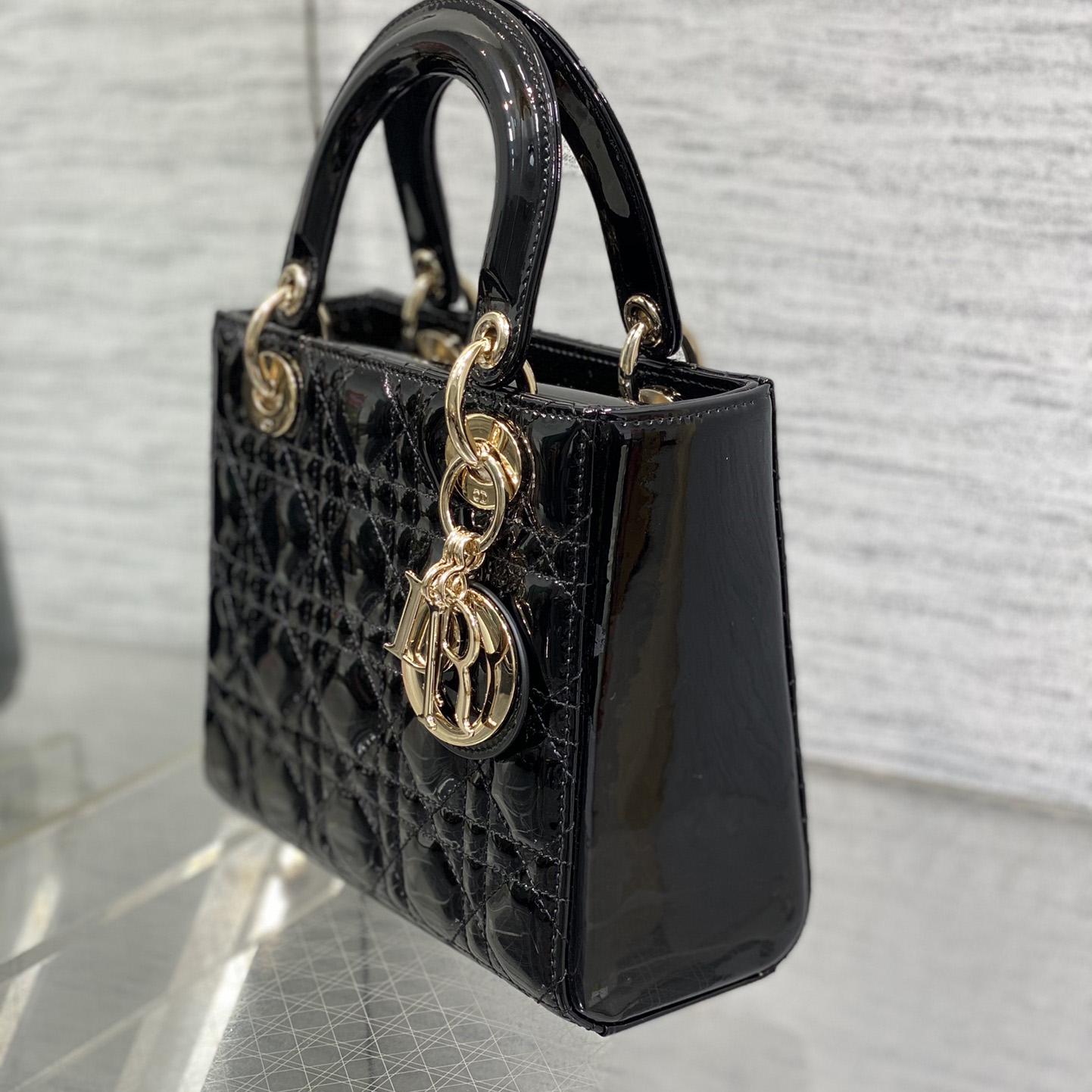 Dior  Lady Dior Bag  20m - DesignerGu