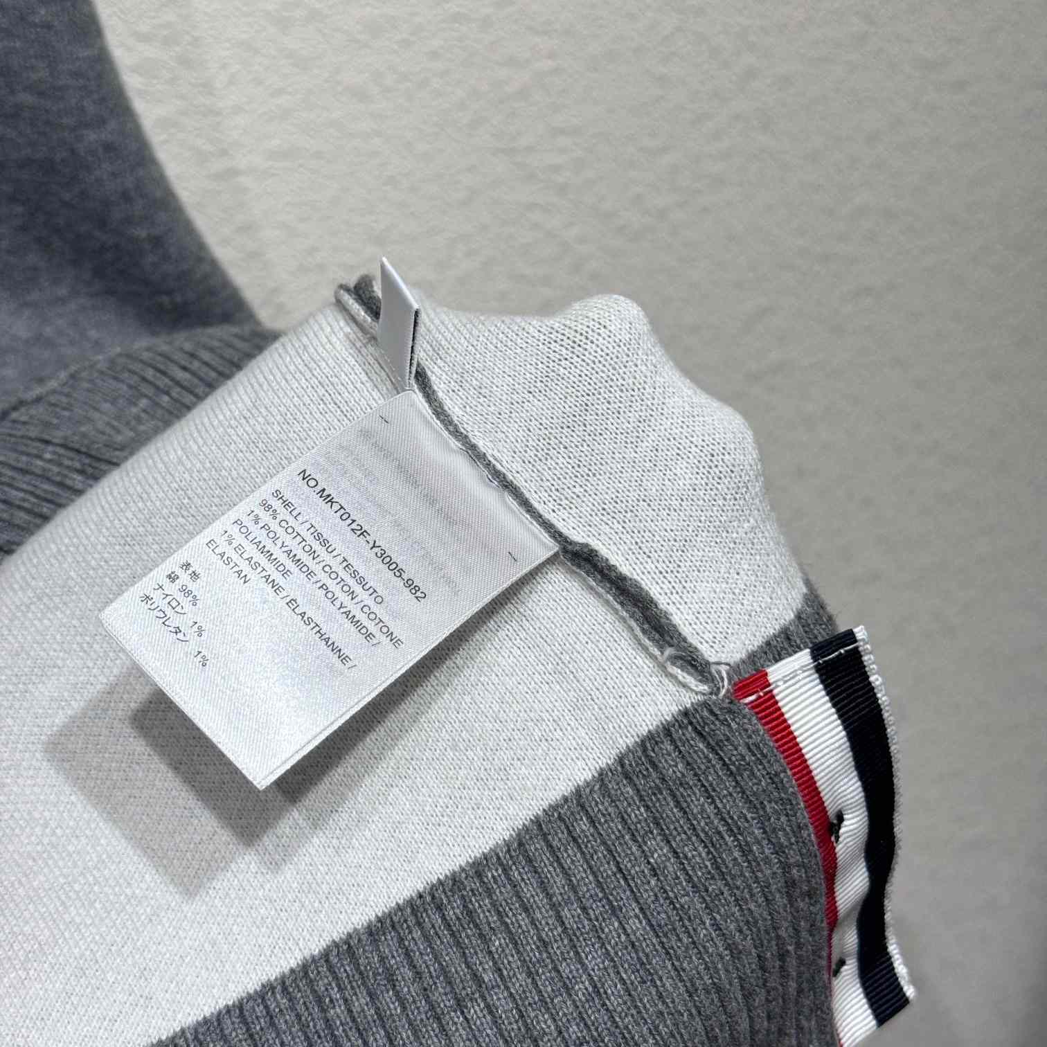 Thom Browne 4-Bar Hooded Sweatshirt - DesignerGu