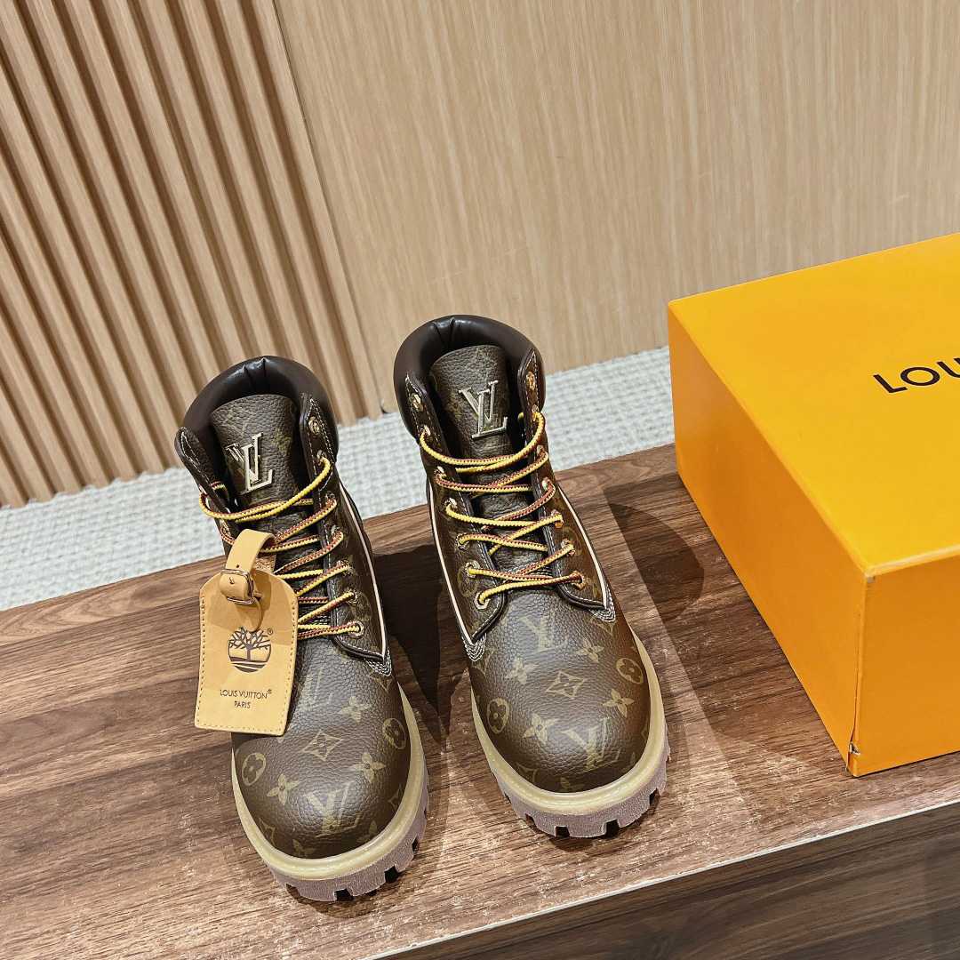 Louis Vuitton x Timberland Ankle Boot - DesignerGu