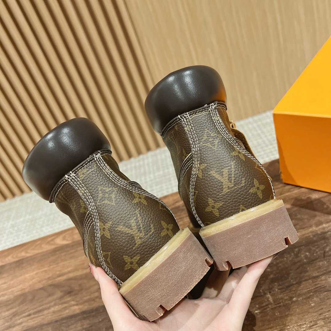 Louis Vuitton x Timberland Ankle Boot - DesignerGu