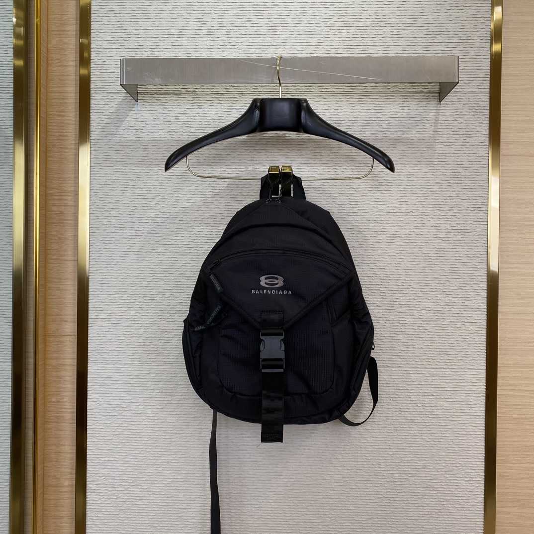 Balenciaga Medium Unity Backpack - DesignerGu