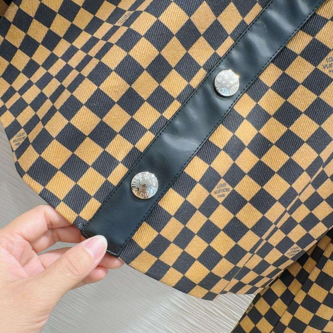 Louis Vuitton Leather Accent Damier Knit Jacket  1AFTZL - DesignerGu