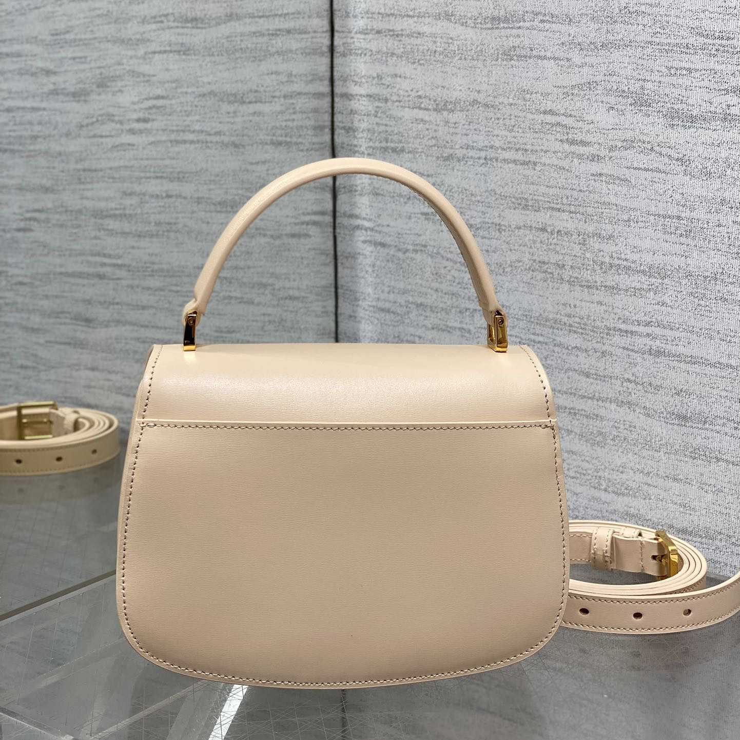 Dior Medium 30 Montaigne Avenue Top Handle Bag - DesignerGu