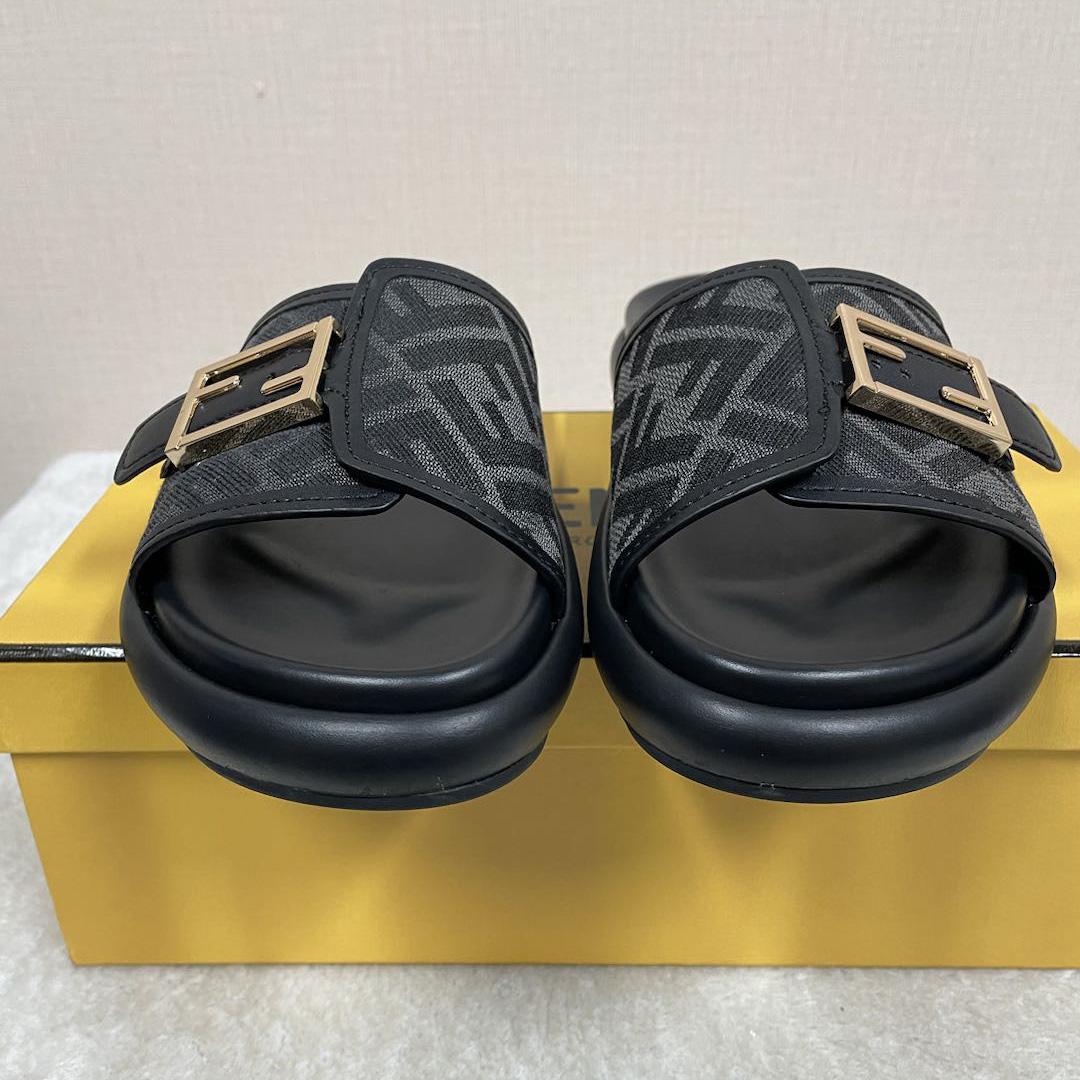 Fendi Feel Black Fabric Slides - DesignerGu