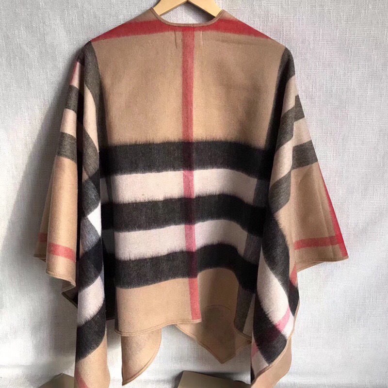 Burberry Charlotte Reversible Wool Felt Cape    140*140cm - DesignerGu