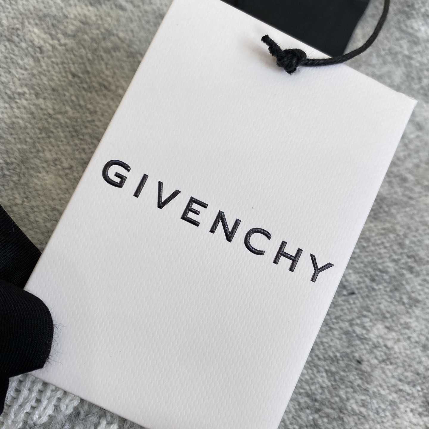 Givenchy 4G Logo Detailed Crewneck Sweater - DesignerGu