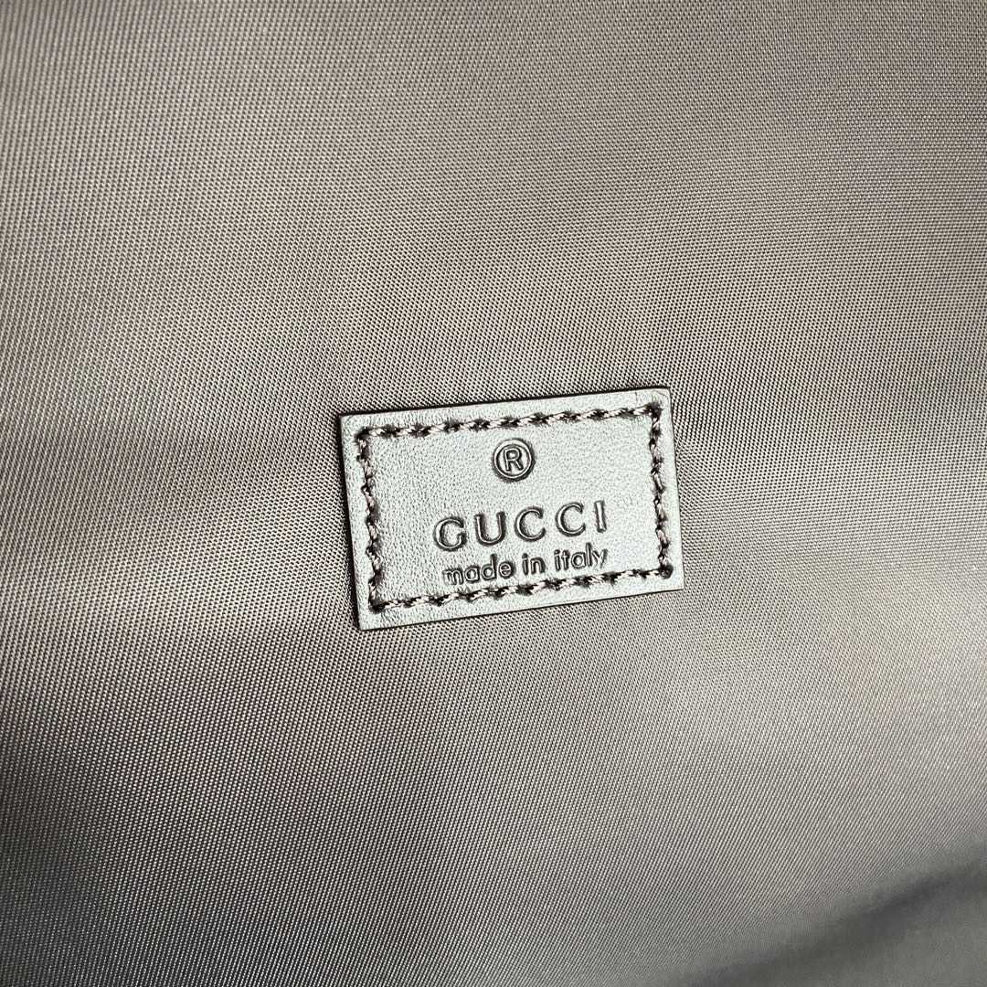 Gucci Medium Backpack With Gucci Logo - DesignerGu