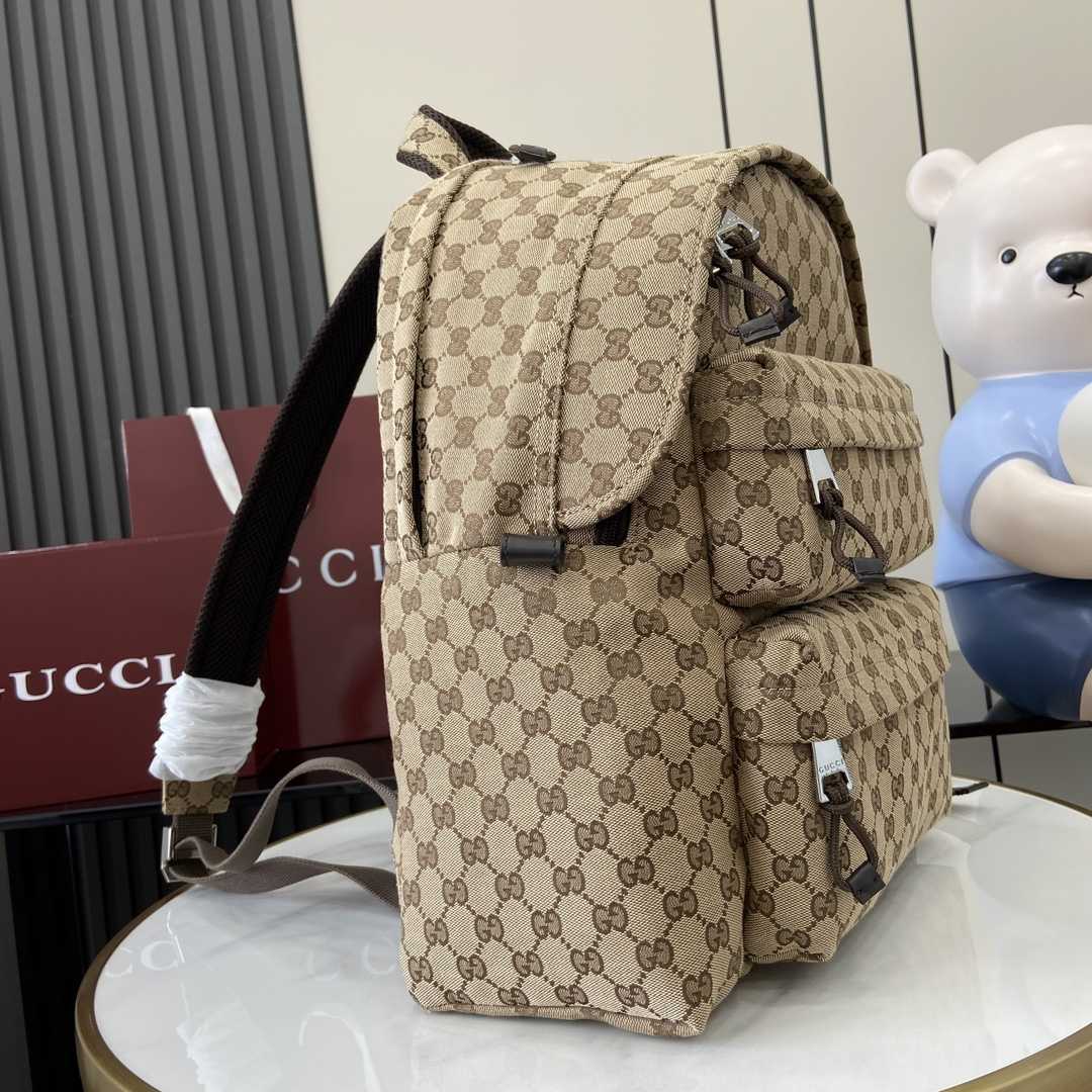 Gucci Medium Backpack With Gucci Logo - DesignerGu