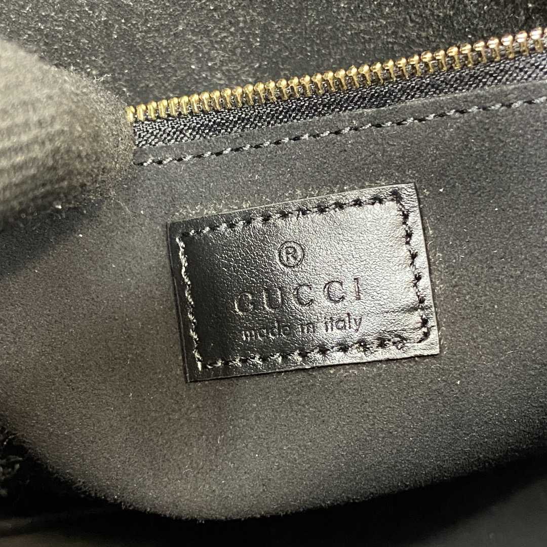 Gucci GG Emblem Medium Shoulder Bag - DesignerGu