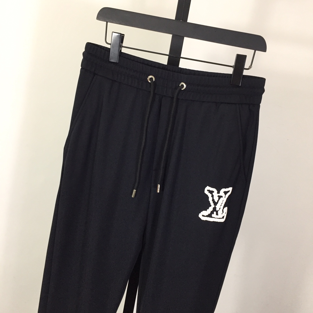 Louis Vuitton Cotton Pants - DesignerGu