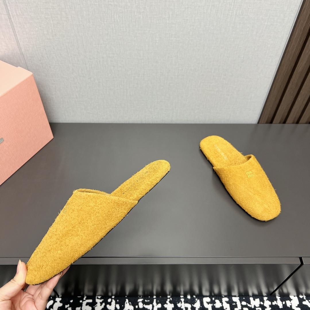 Miu Miu Suede Slippers - DesignerGu