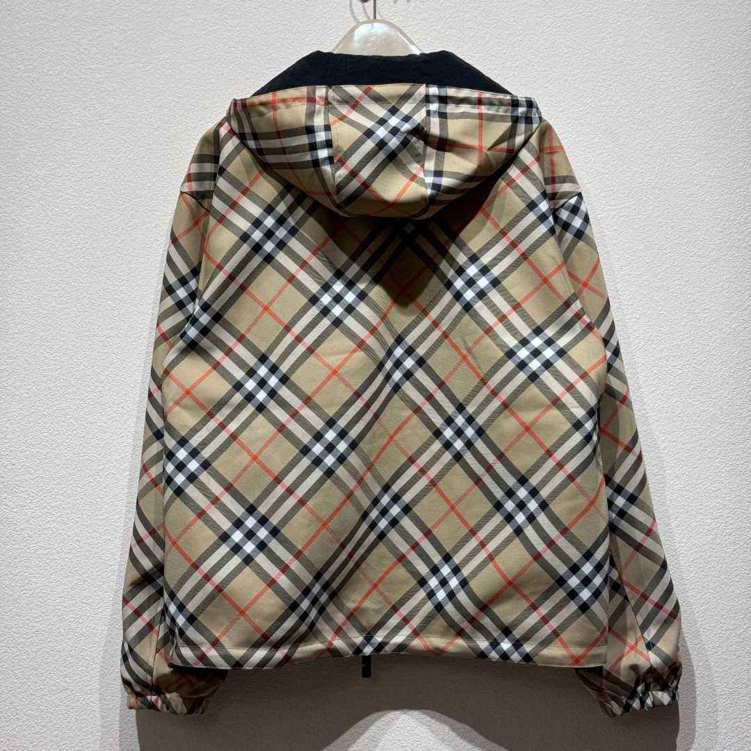 Burberry Reversible Check Jacket - DesignerGu