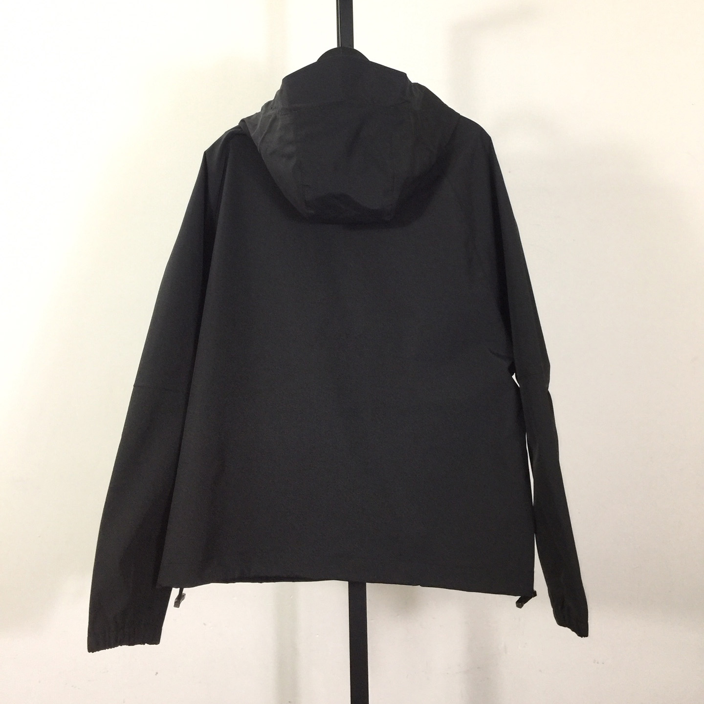 Givenchy Logo Hooded Jacket in Black - DesignerGu