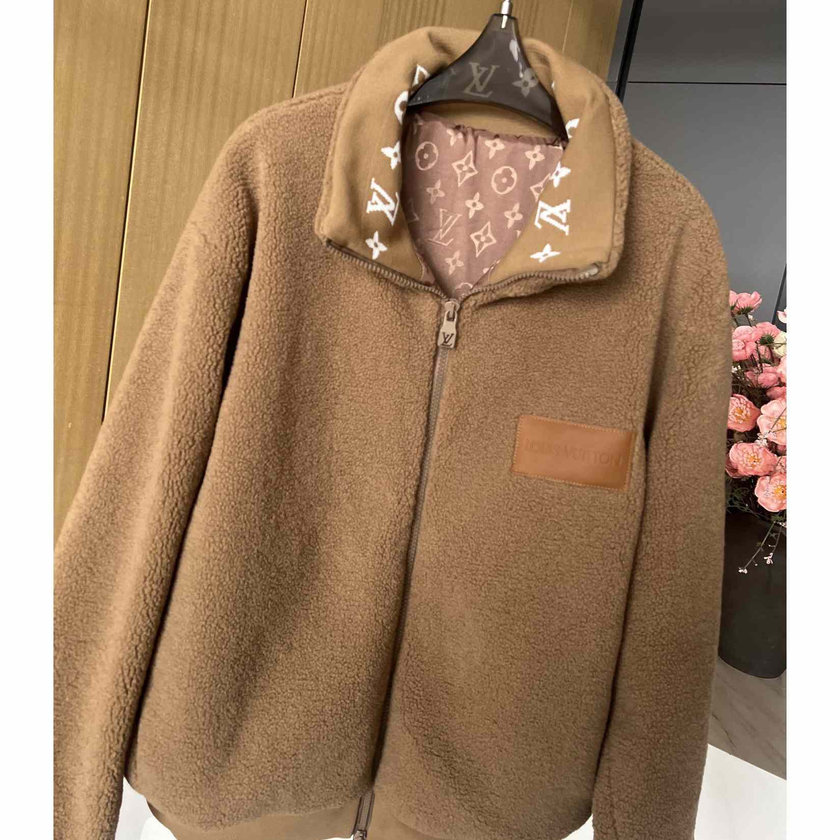 Louis Vuitton Leather Patch Fleece Blouson   1AFXTQ - DesignerGu