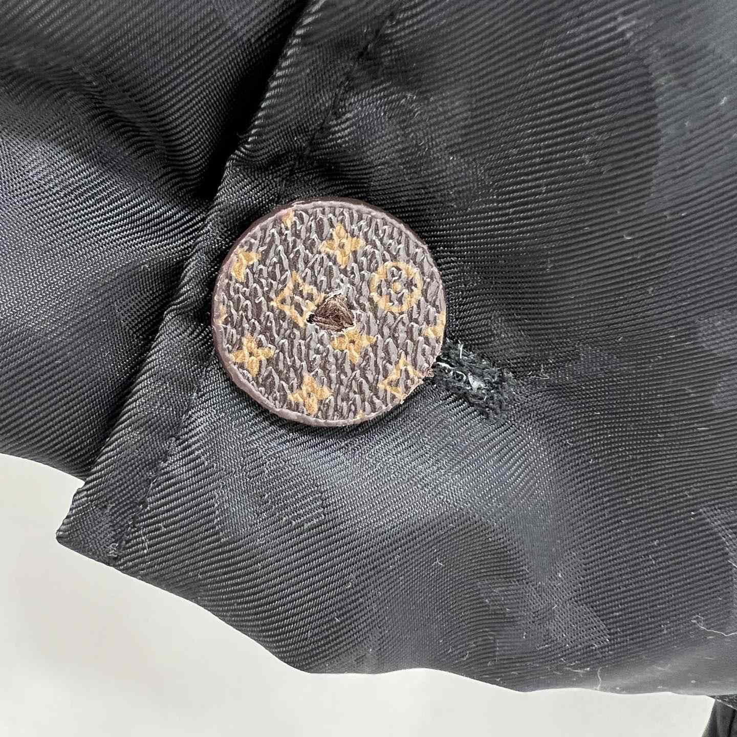 Louis Vuitton Cropped Monogram Puffer Jacket   1AFUIQ - DesignerGu