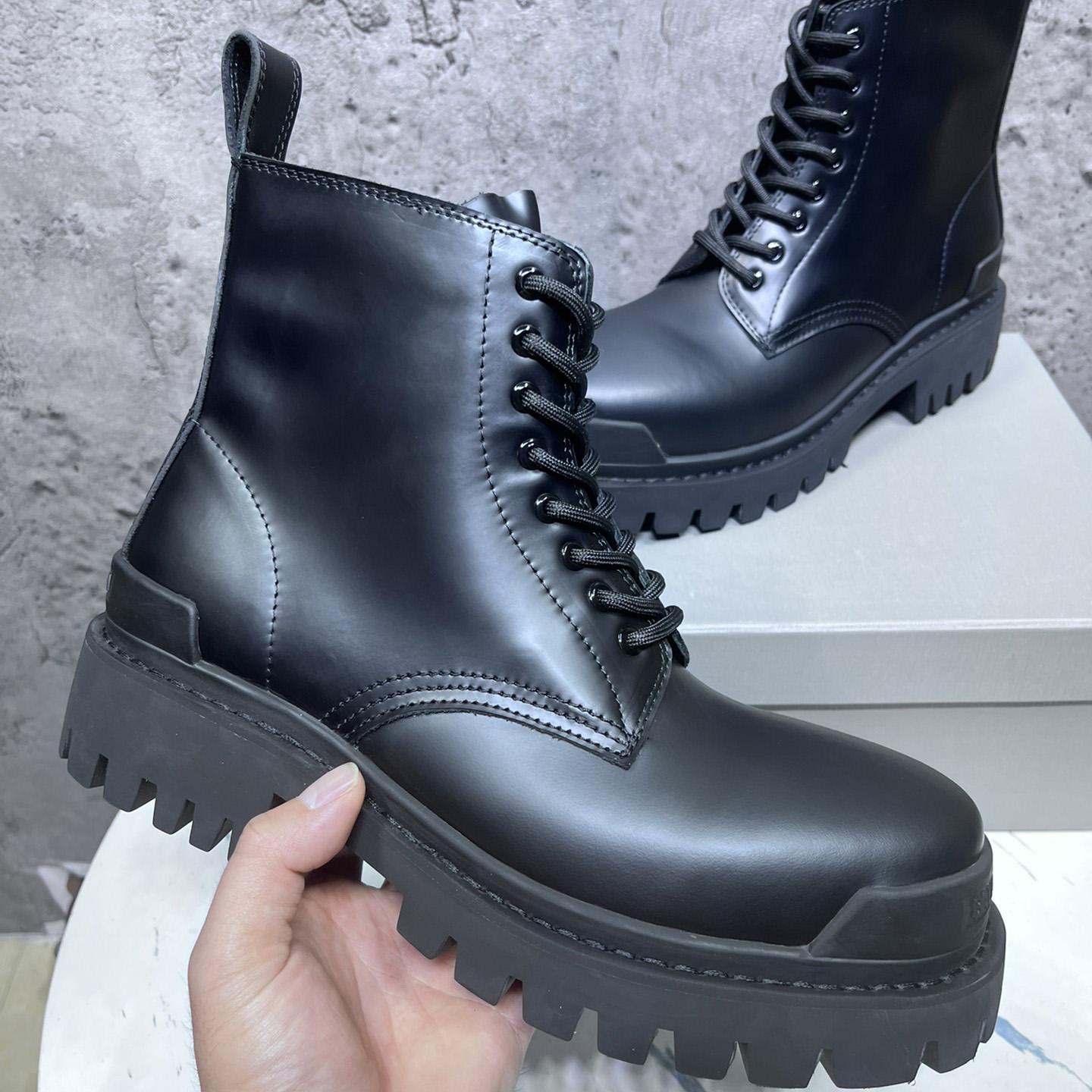 Balenciaga Men's Strike Boot - DesignerGu