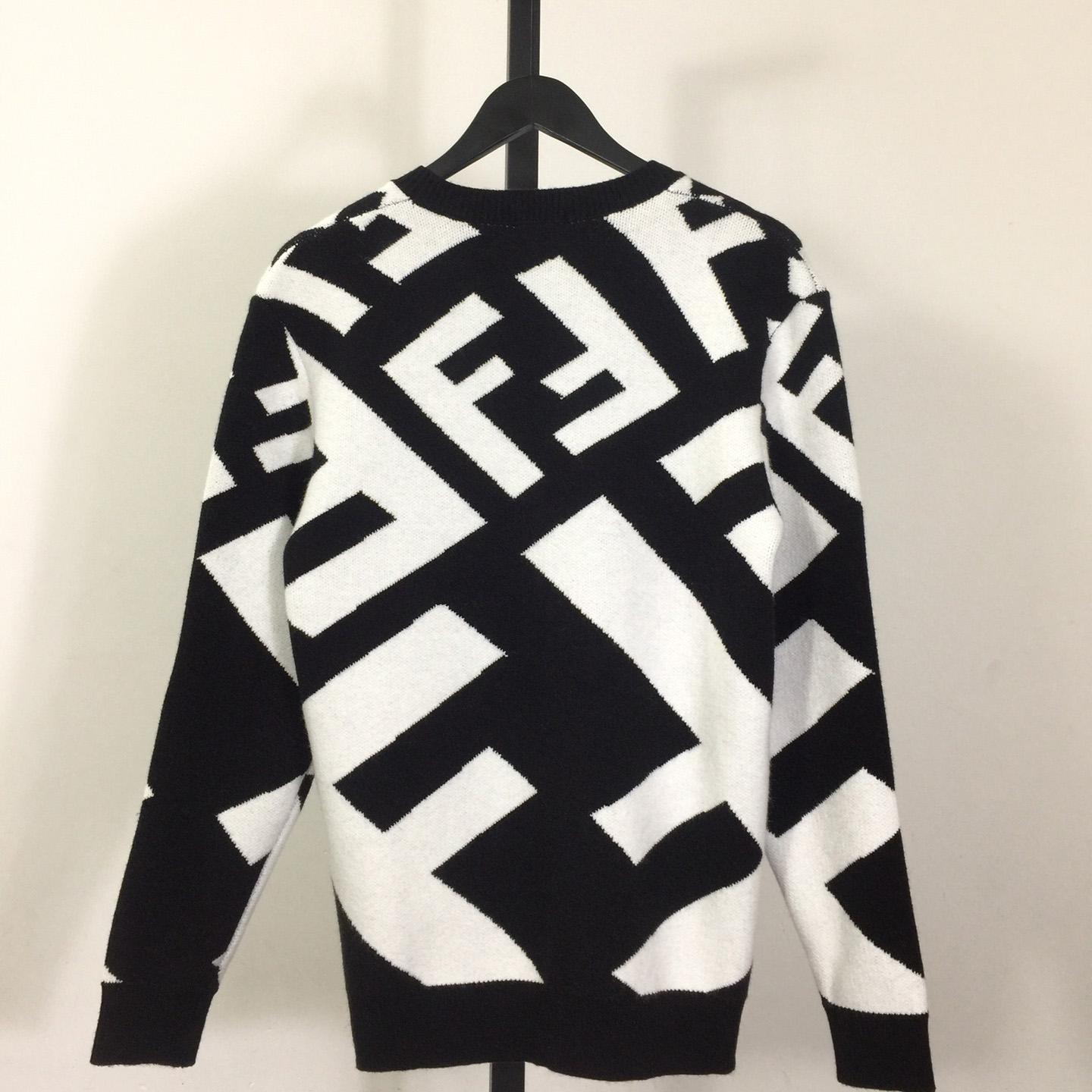 Fendi Logo Sweater - DesignerGu