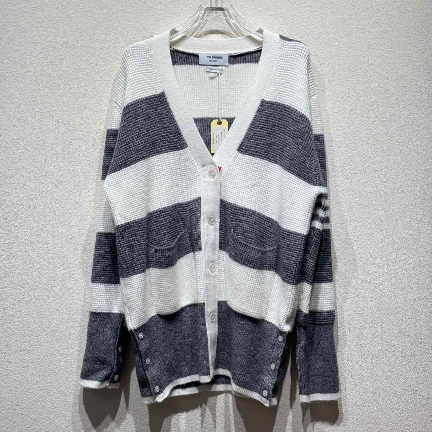 Thom Browne Cardigan - DesignerGu