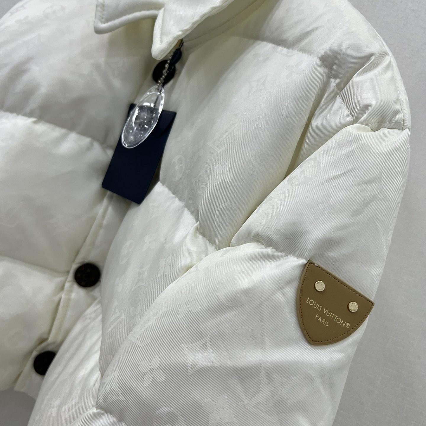 Louis Vuitton Cropped Monogram Puffer Jacket   1AFUII - DesignerGu