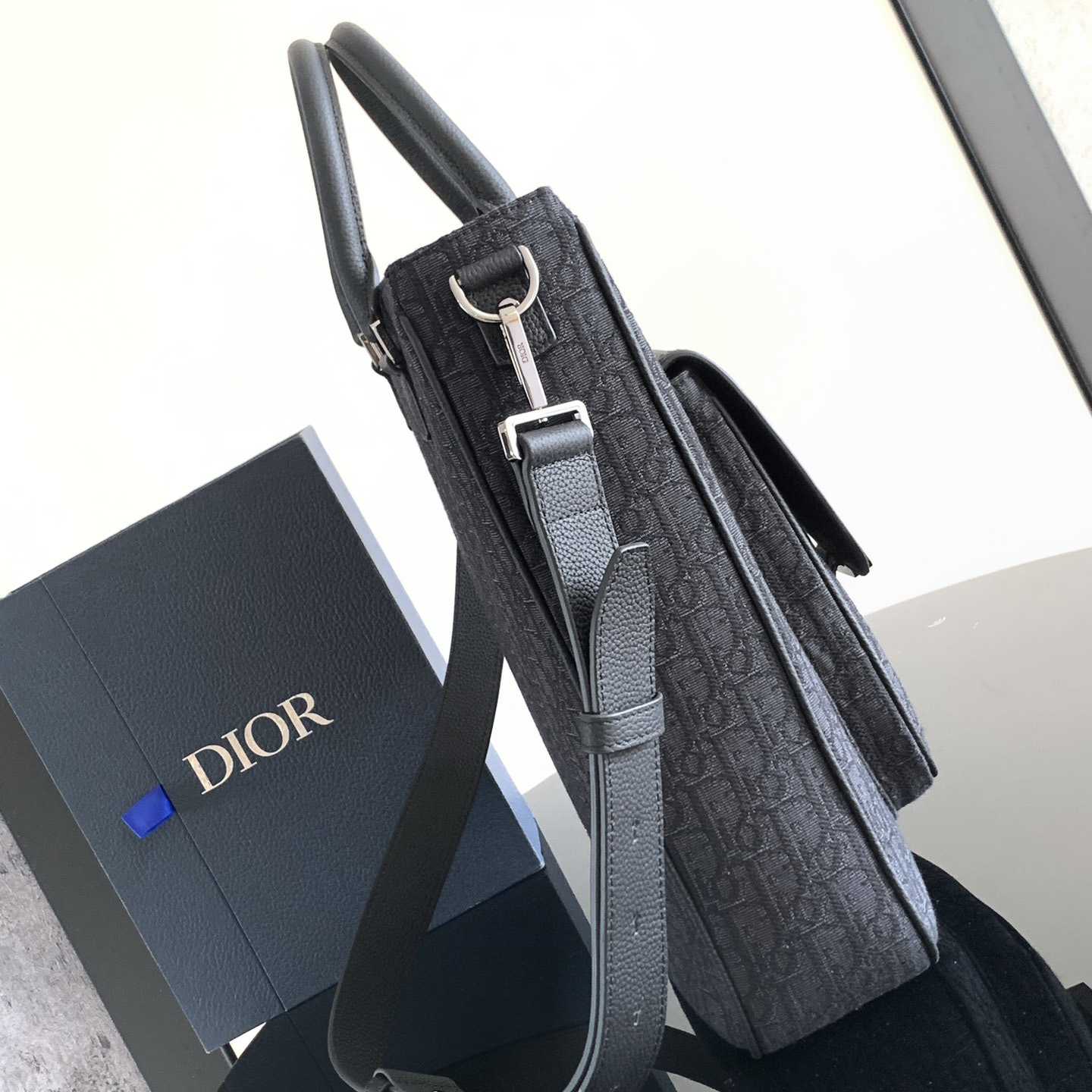 Dior Saddle Tote Bag  - DesignerGu