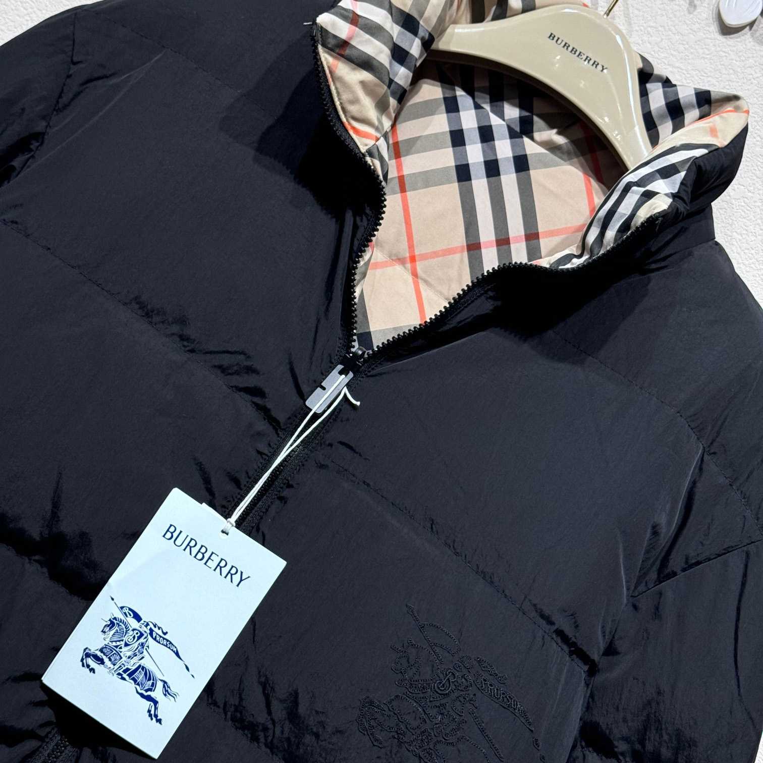 Burberry Reversible Padded Jacket - DesignerGu