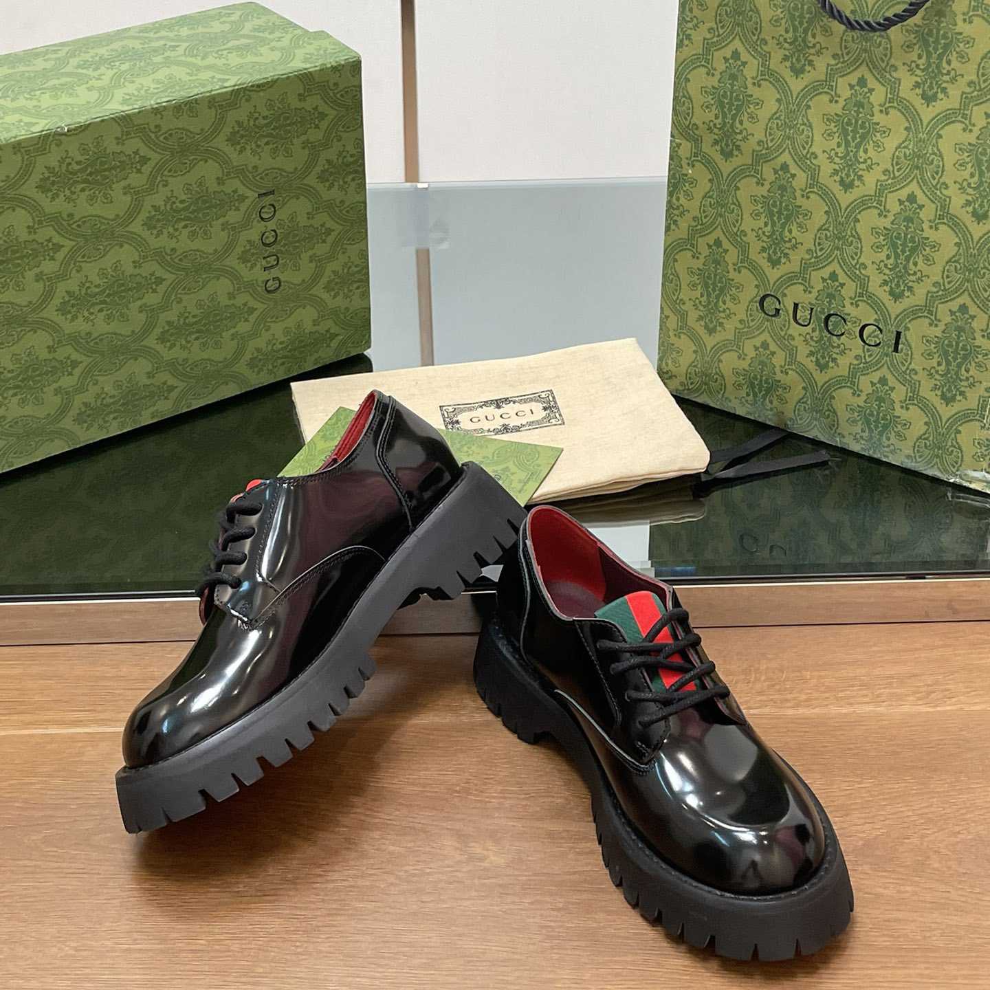 Gucci Women's Lace-up With Web - DesignerGu