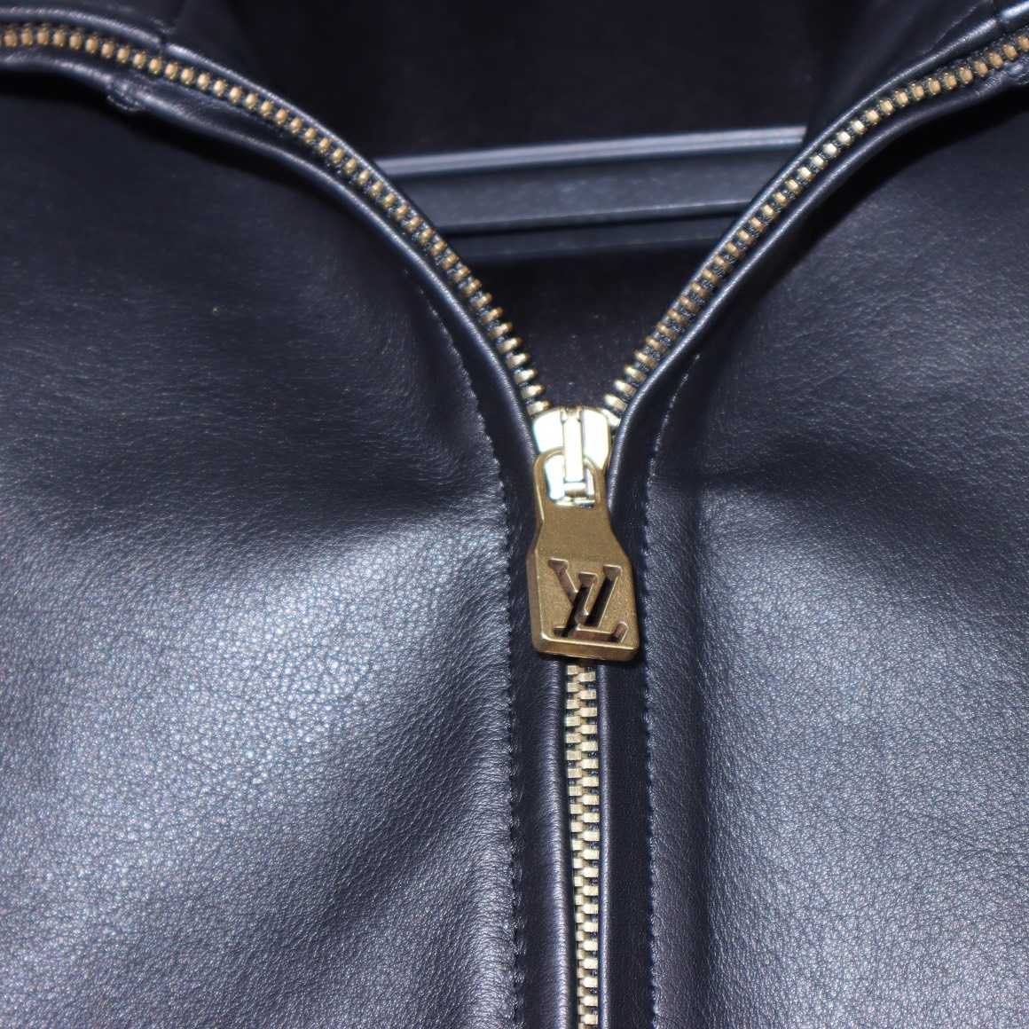 Louis Vuitton Zipped Leather Hoodie   1AFQP6 - DesignerGu