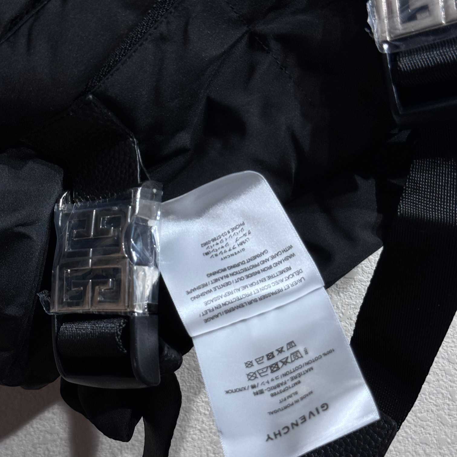 Givenchy 4g Buckle Puffer Vest - DesignerGu