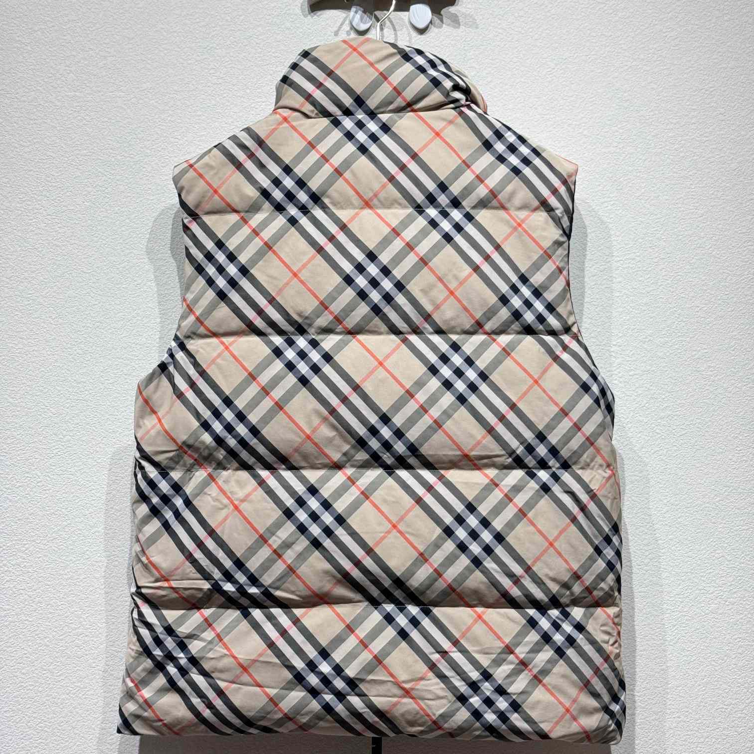 Burberry Reversible Padded Vest - DesignerGu