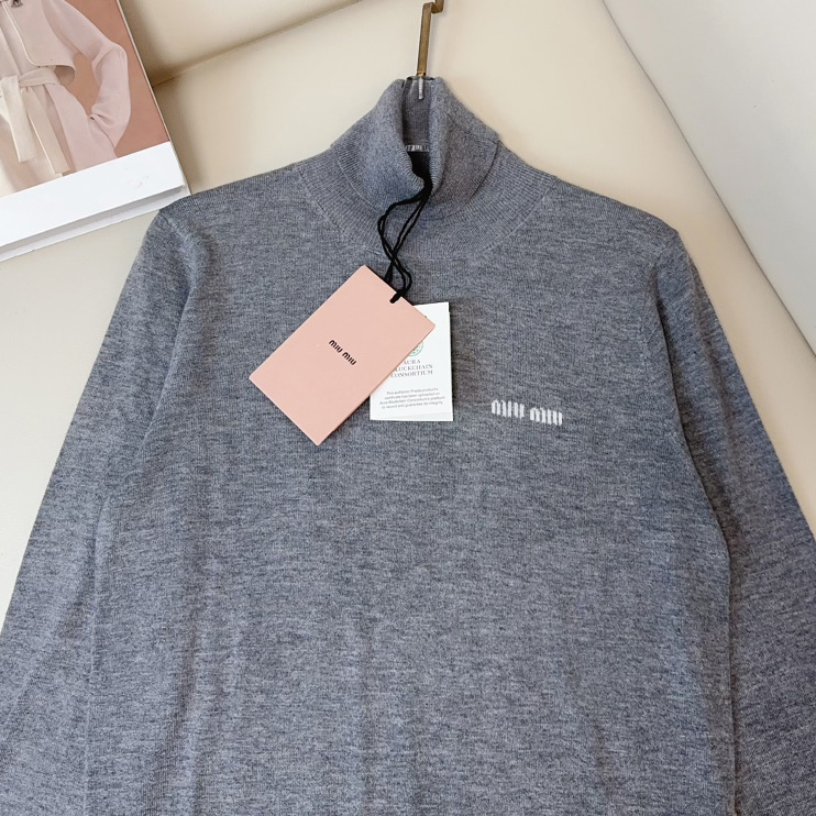 Miu Miu Wool Sweater - DesignerGu