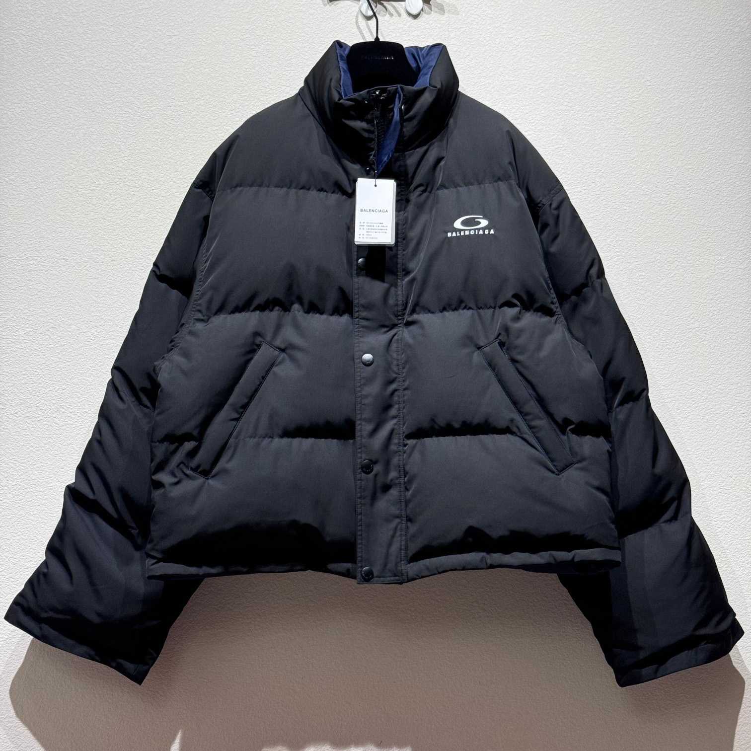 Balenciaga Loop Sport Icon Reversible Puffer In Black/blue - DesignerGu