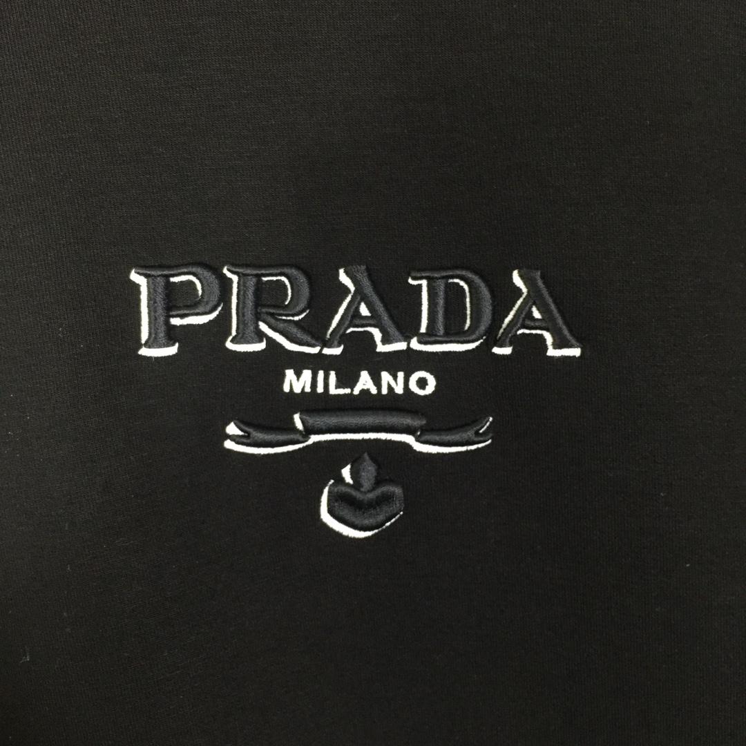 Prada Logo Cotton T-shirt - DesignerGu