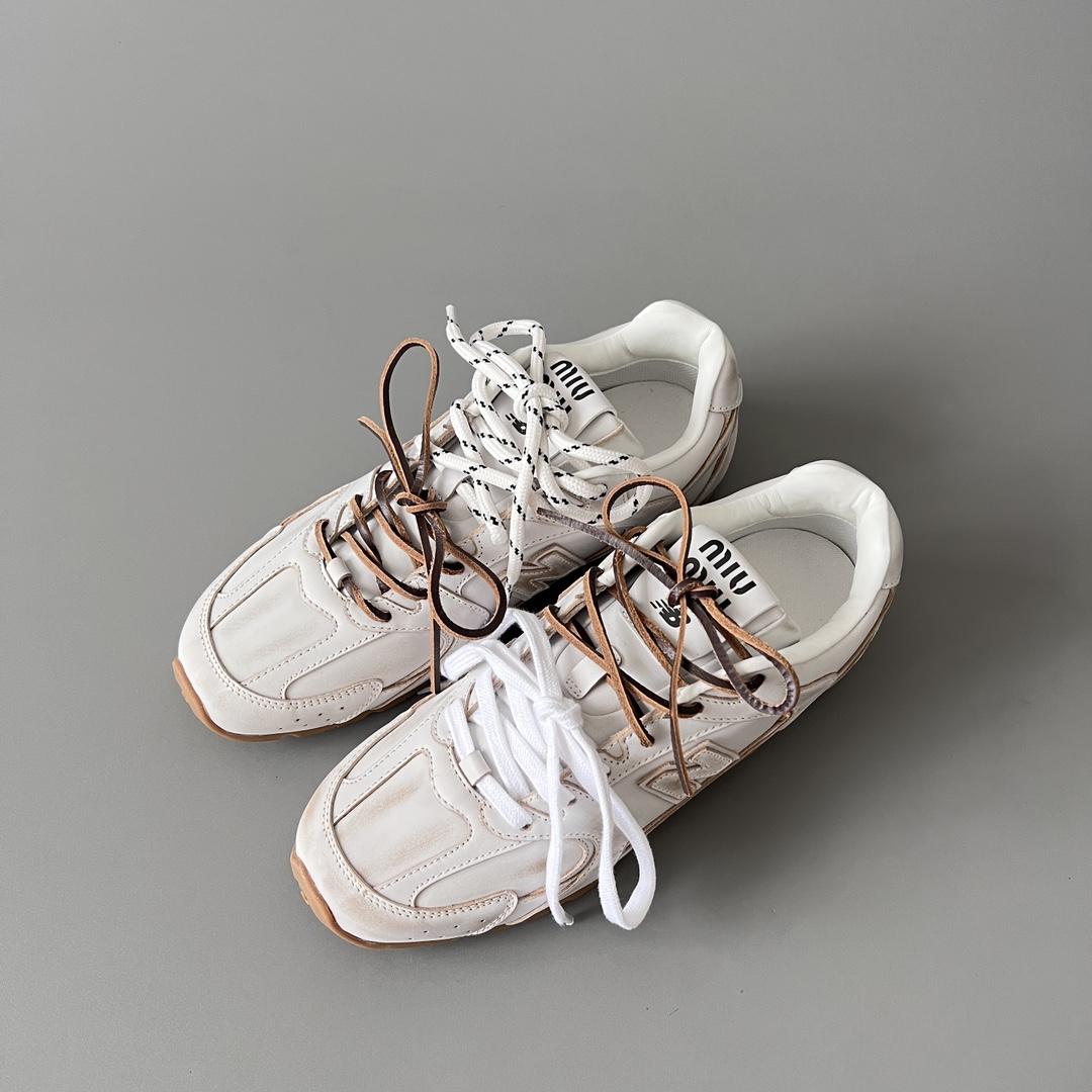 Miu Miu x New Balance 530 Sneakers - DesignerGu