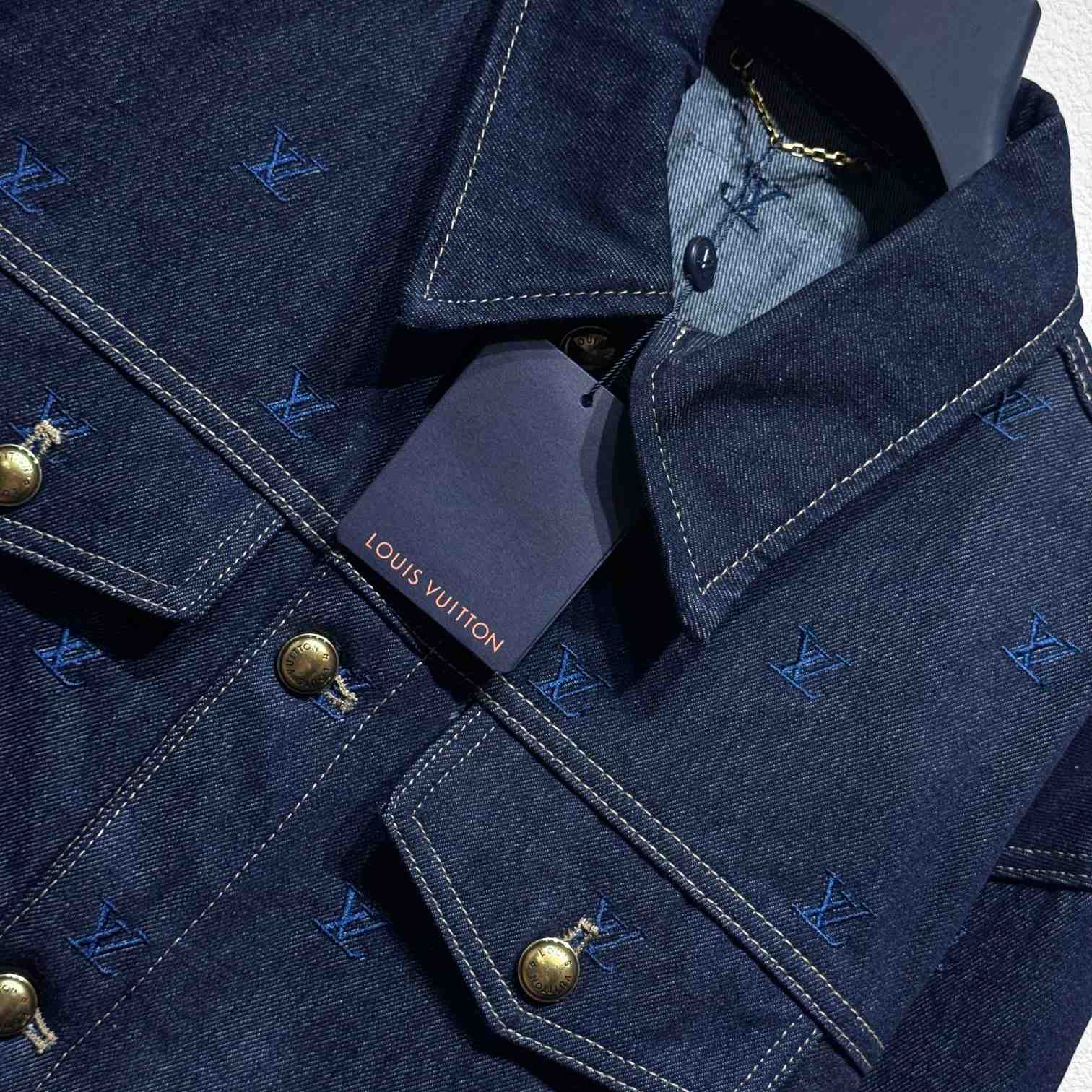 Louis Vuitton LV Blason Embroidered Denim Blouson   1AFYBZ - DesignerGu