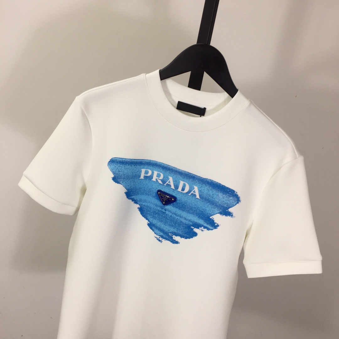 Prada Logo Cotton T-shirt - DesignerGu