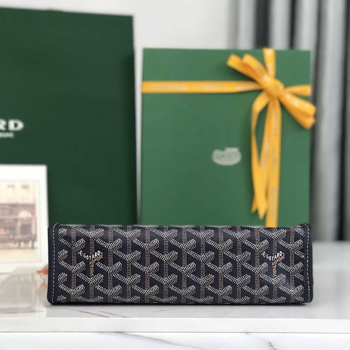 Goyard Jouvence GM Toiletry Bag - DesignerGu