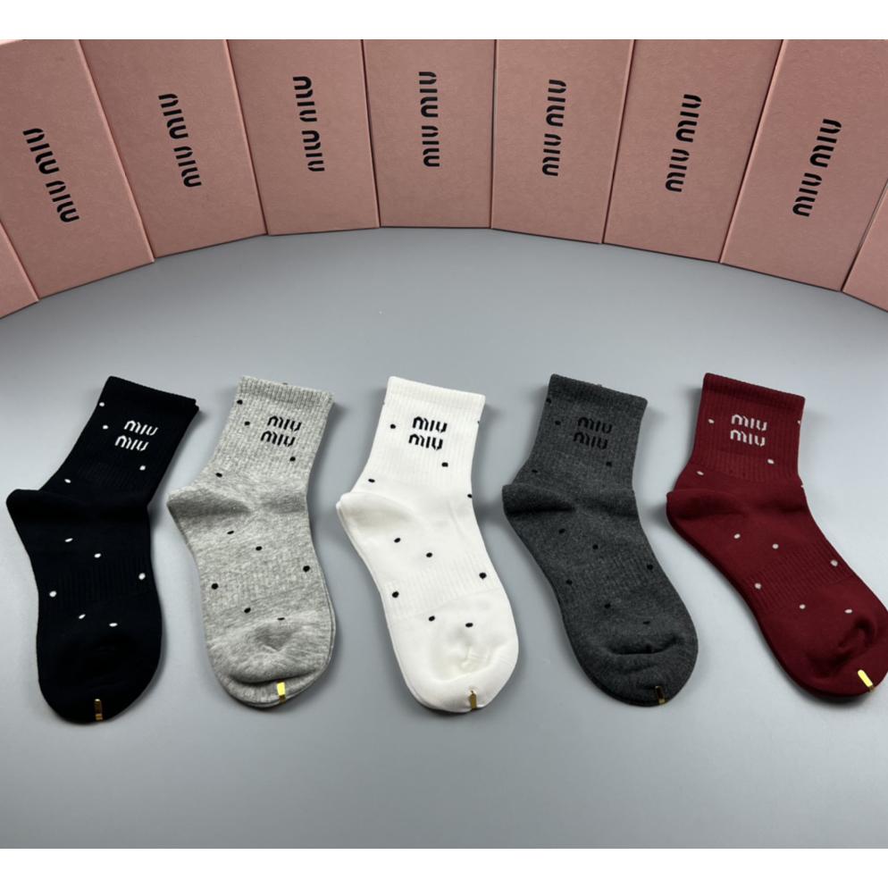 Miu Miu Socks /Box - DesignerGu