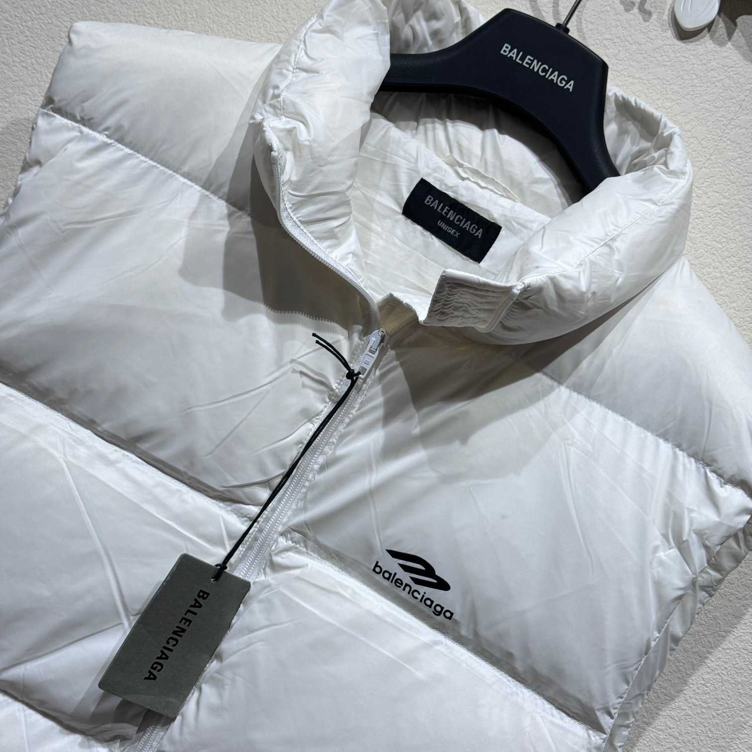 Balenciaga 3B Puffer Vest - DesignerGu