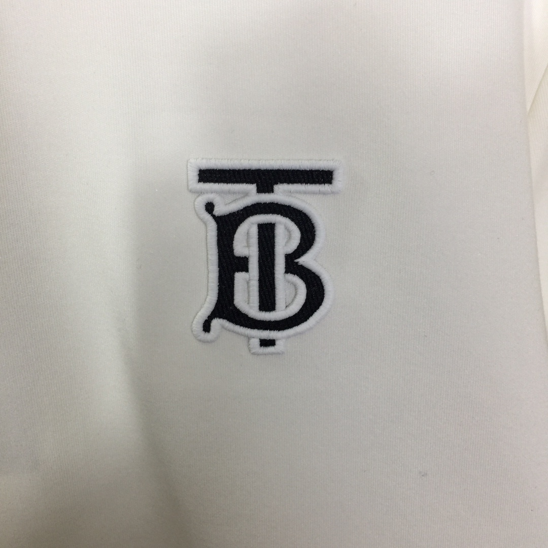 Burberry Logo Long Sleeve Tee - DesignerGu