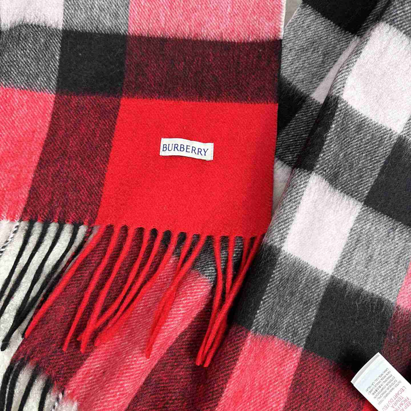 Burberry Scarf   180*40cm - DesignerGu