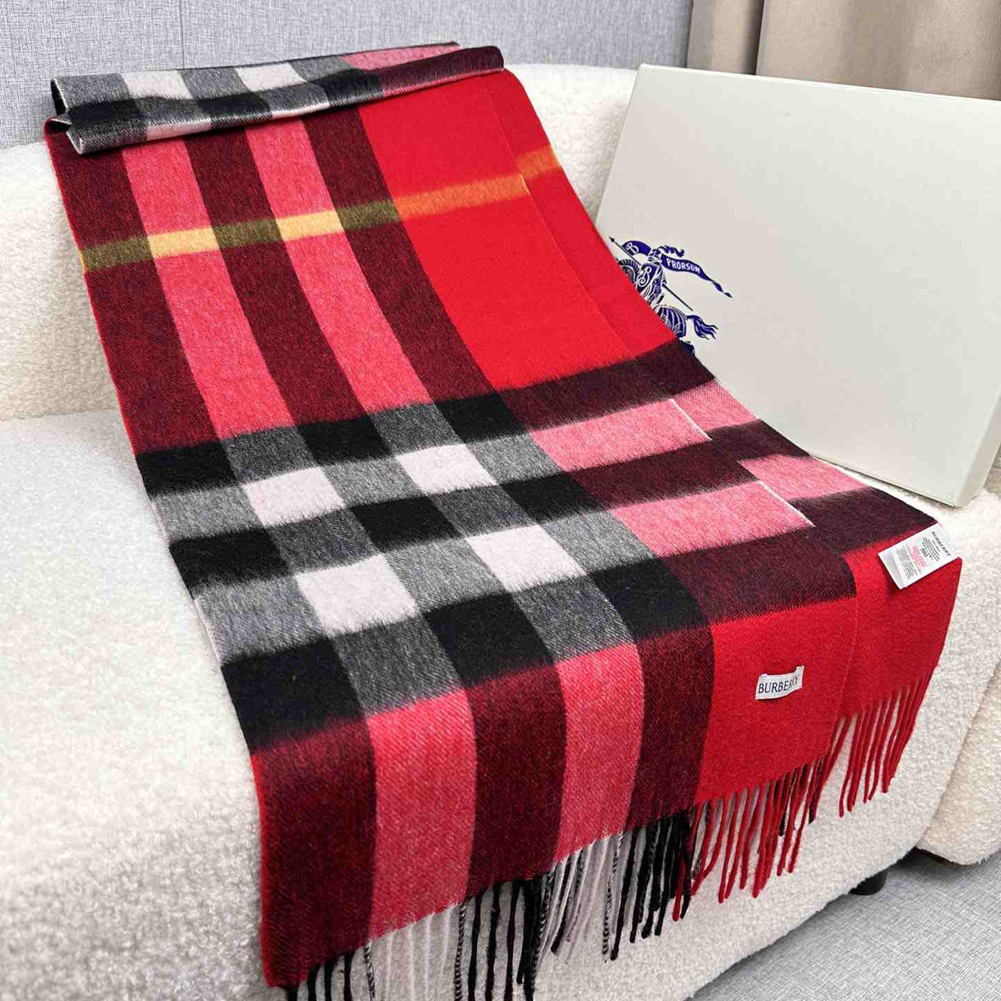 Burberry Scarf   180*40cm - DesignerGu