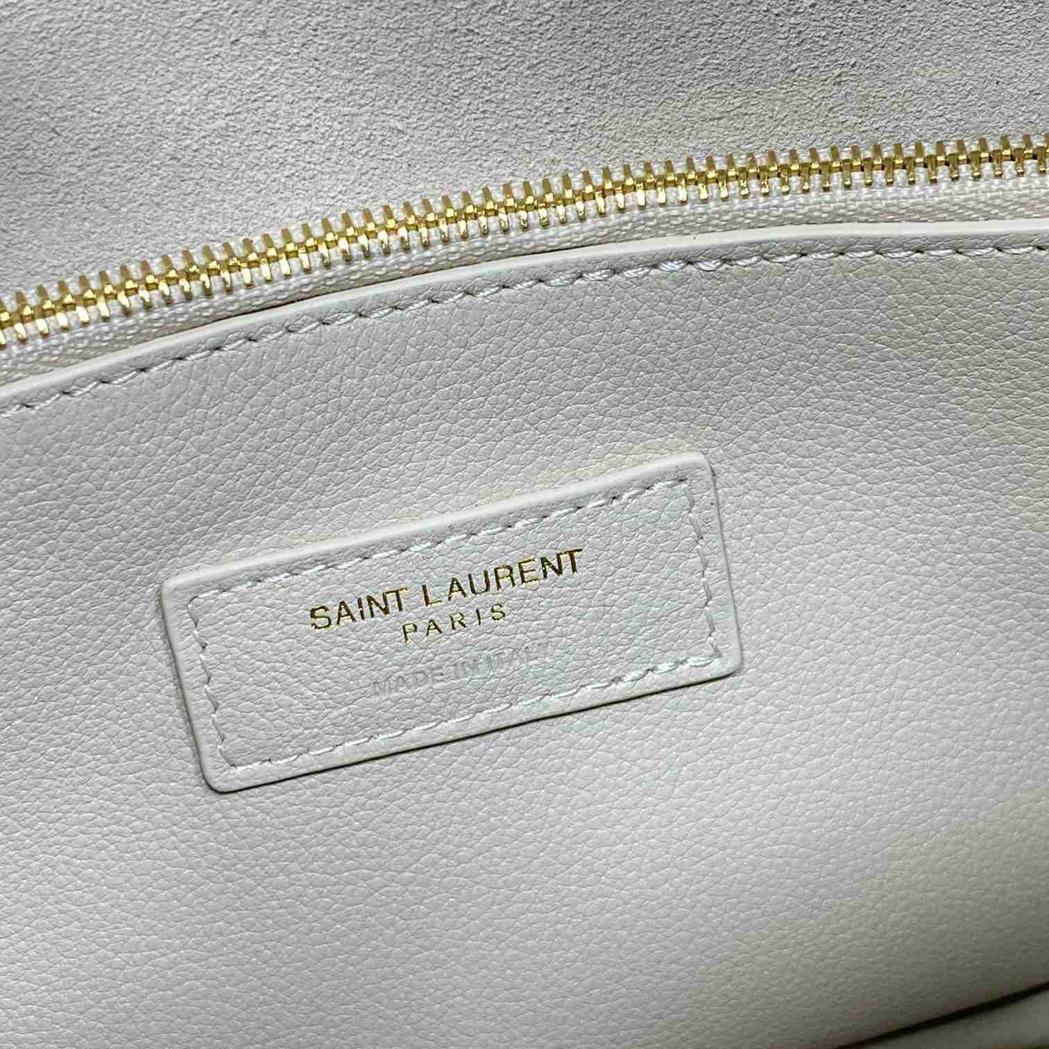 Saint Laurent LE 5 À 7 Supple Small In Grained Leather - DesignerGu