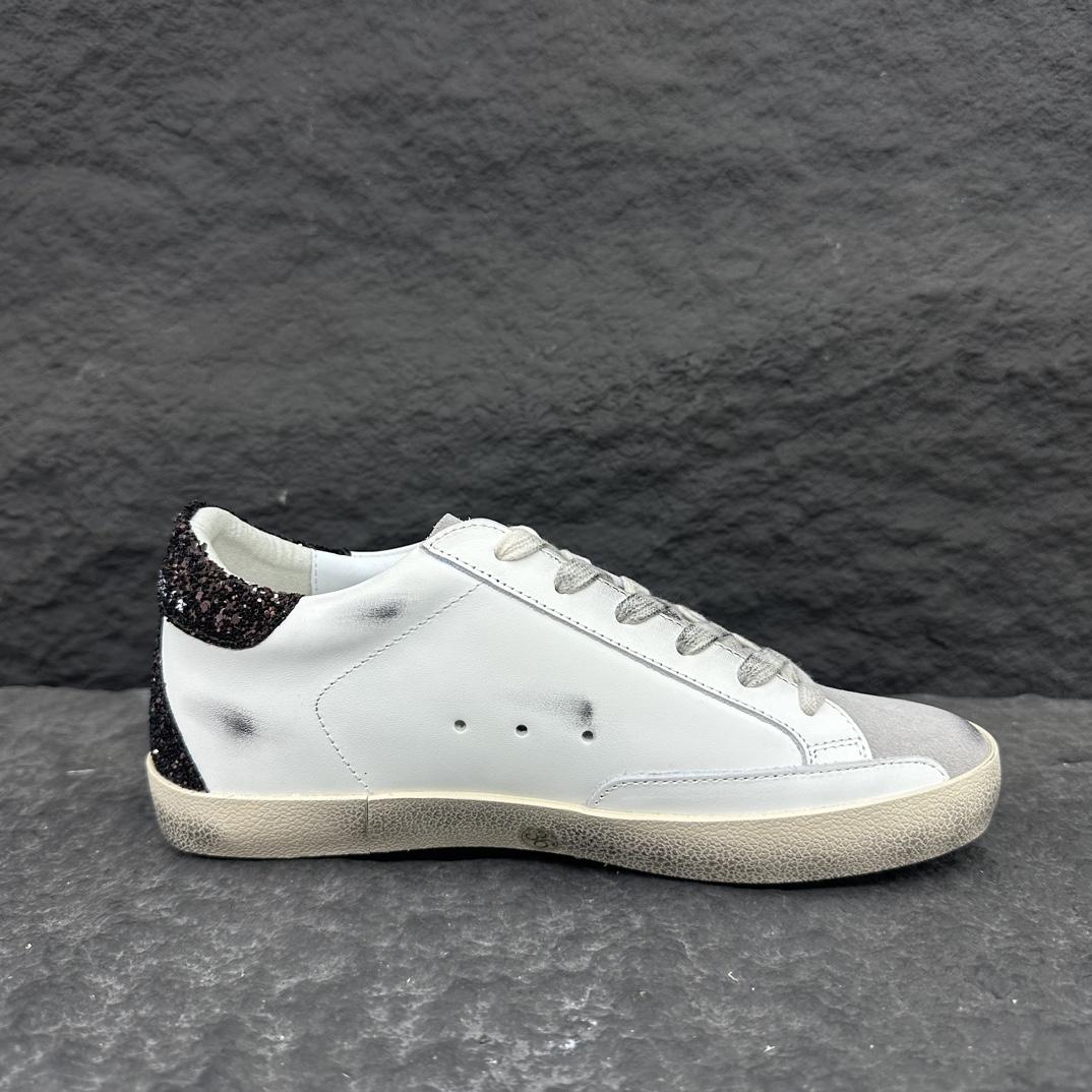 Golden Goose Sneakers - DesignerGu