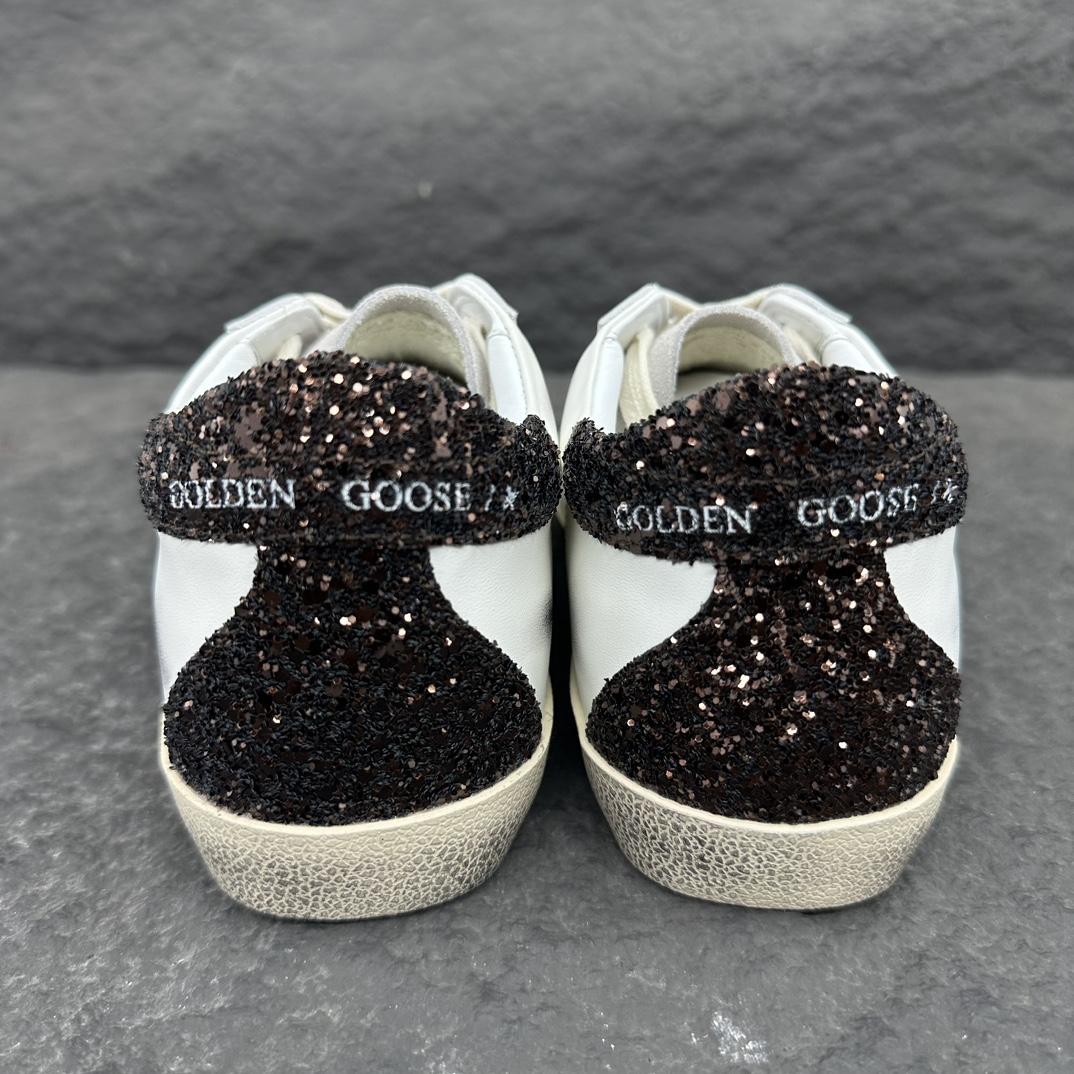 Golden Goose Sneakers - DesignerGu