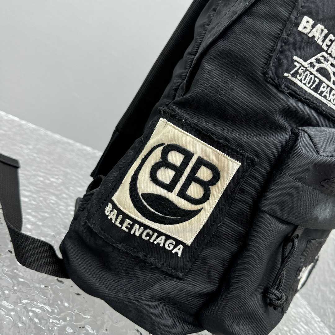 Balenciaga Explorer Patched Backpack   32x9x 47cm - DesignerGu