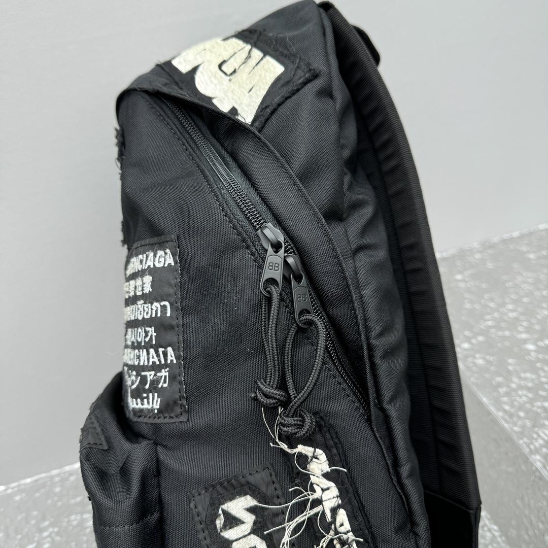 Balenciaga Explorer Patched Backpack   32x9x 47cm - DesignerGu