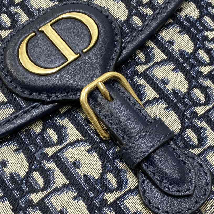 Dior Medium Dior Bobby Bag  - DesignerGu