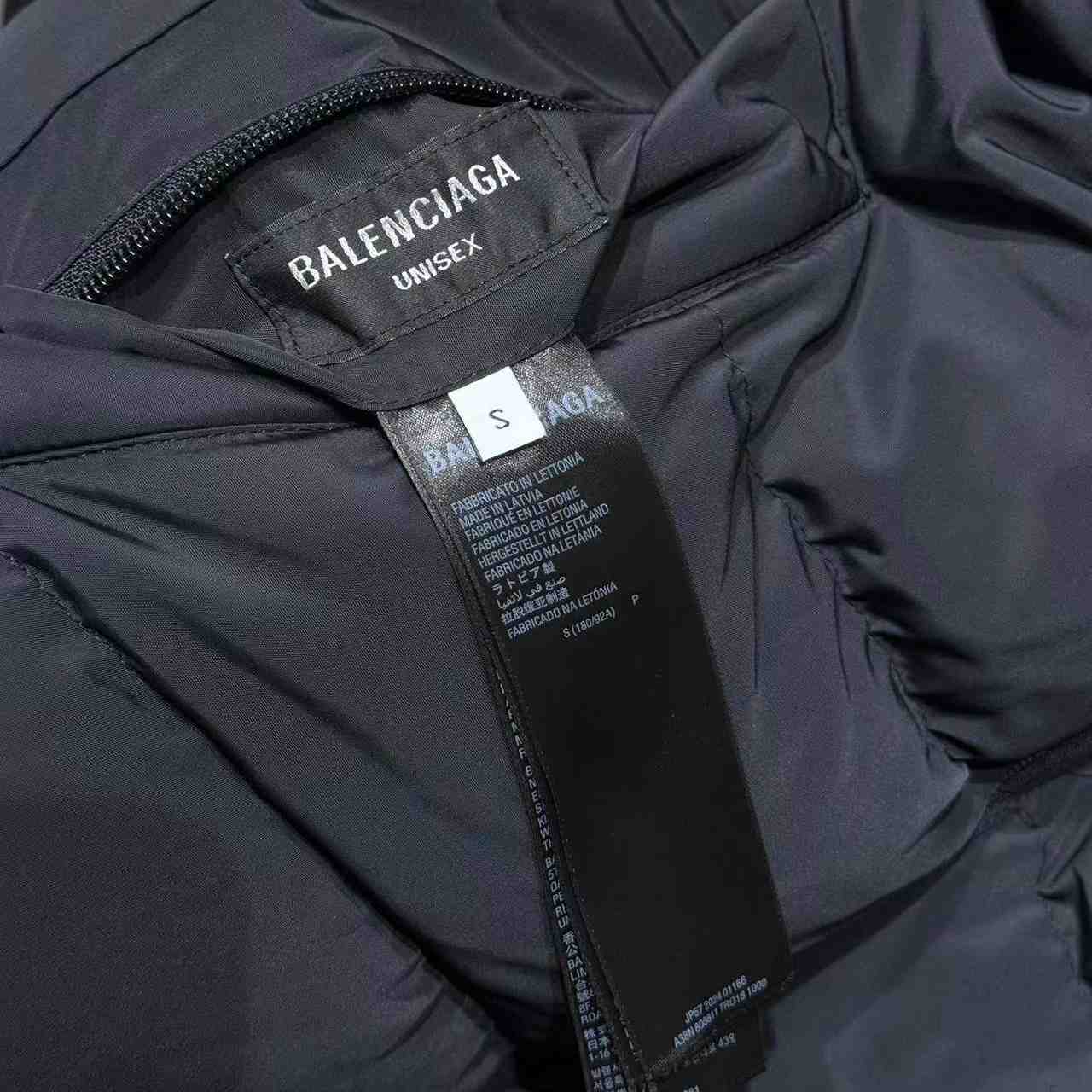 Balenciaga Reversible Padded Jacket - DesignerGu