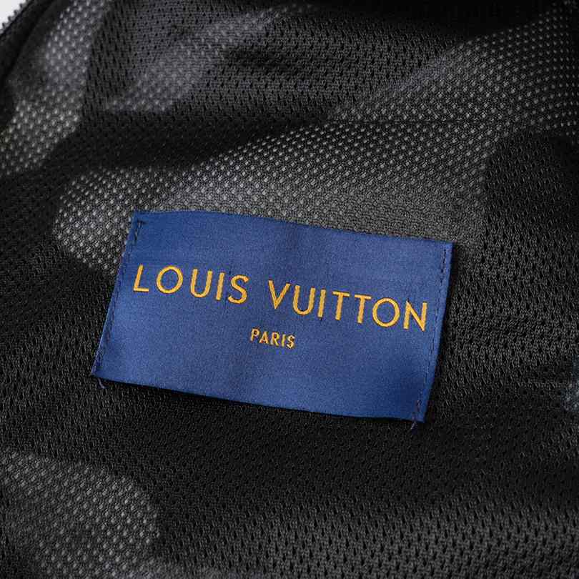 Louis Vuitton Technical Fleece Jacket - DesignerGu