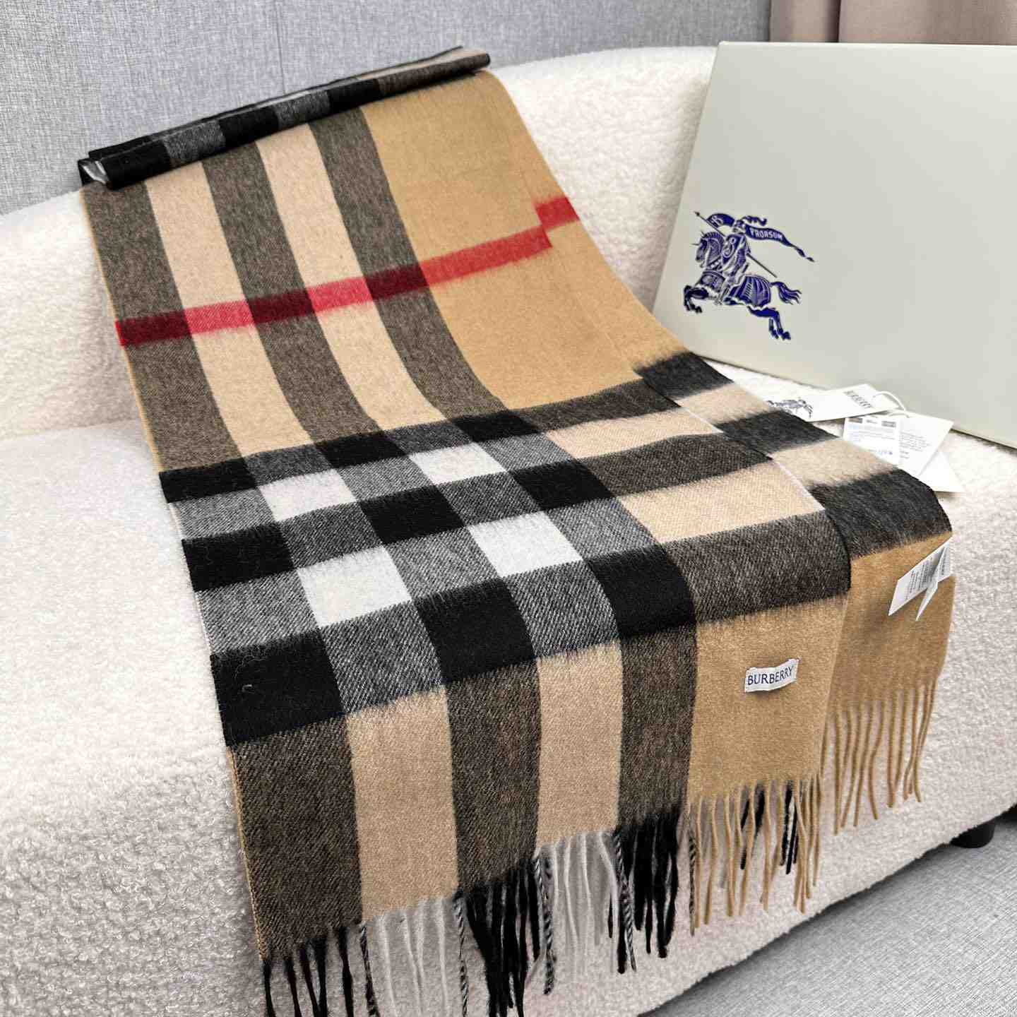 Burberry Scarf   180*40cm - DesignerGu